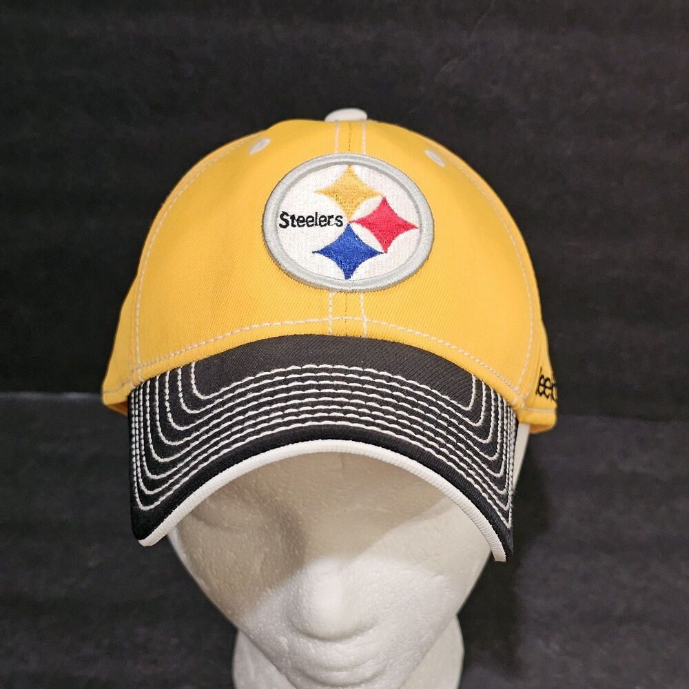 Fitted Reebok Pittsburg Steelers Team Logo Embroidered Yellow Baseball Cap L/XL
